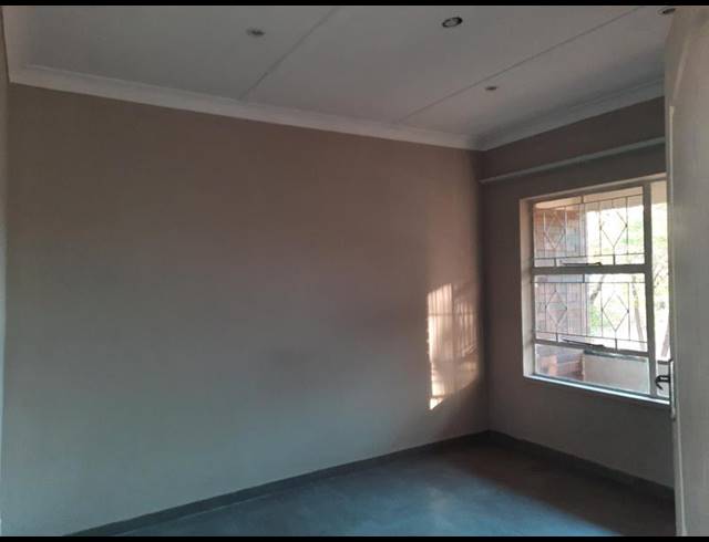 2 BEDROOM PROPERTY TO RENT IN ARCON PARK